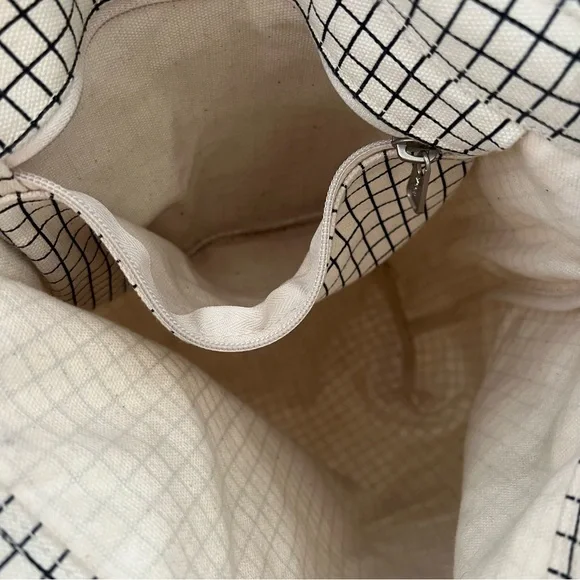 Baggu Vertical Duck Canvas Grid Tote Bag with Handles - Picture 8 of 10